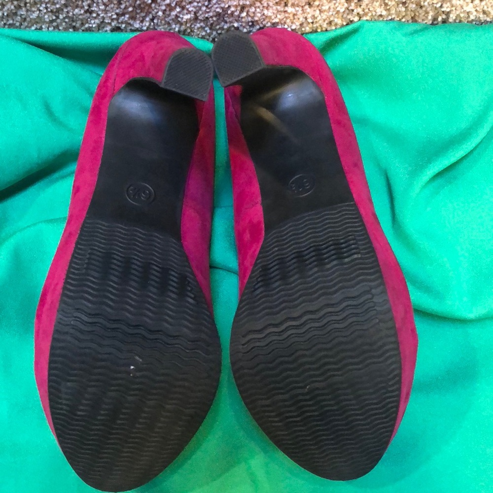 Sexy Raspberry Heels - Picture 5 of 7